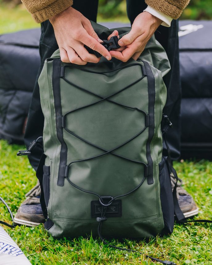 mochila surftrek storm 40l hombres militar DR6844694 Billabong