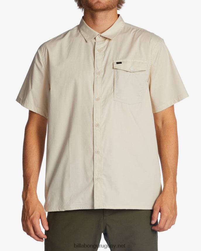 camiseta de manga corta a/div surftrek tech upf 50+ hombres chino DR6844489 Billabong