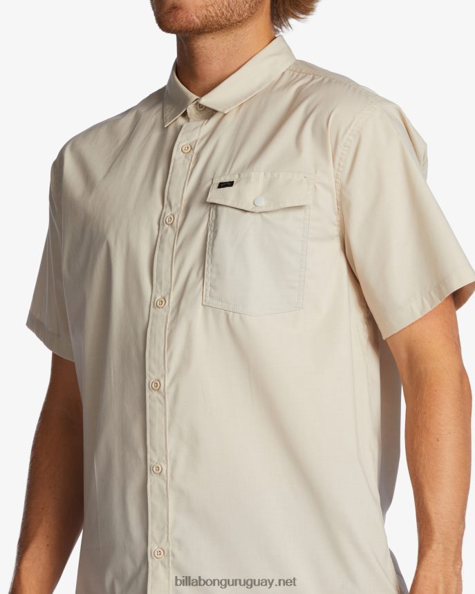 camiseta de manga corta a/div surftrek tech upf 50+ hombres chino DR6844489 Billabong