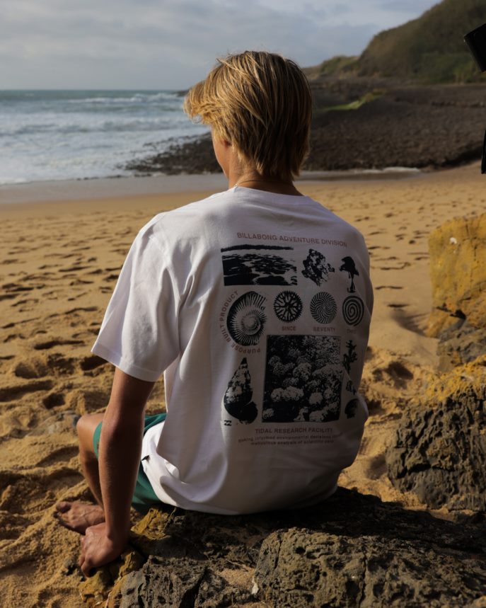camiseta orgánica de investigación de mareas hombres blanco DR6844473 Billabong