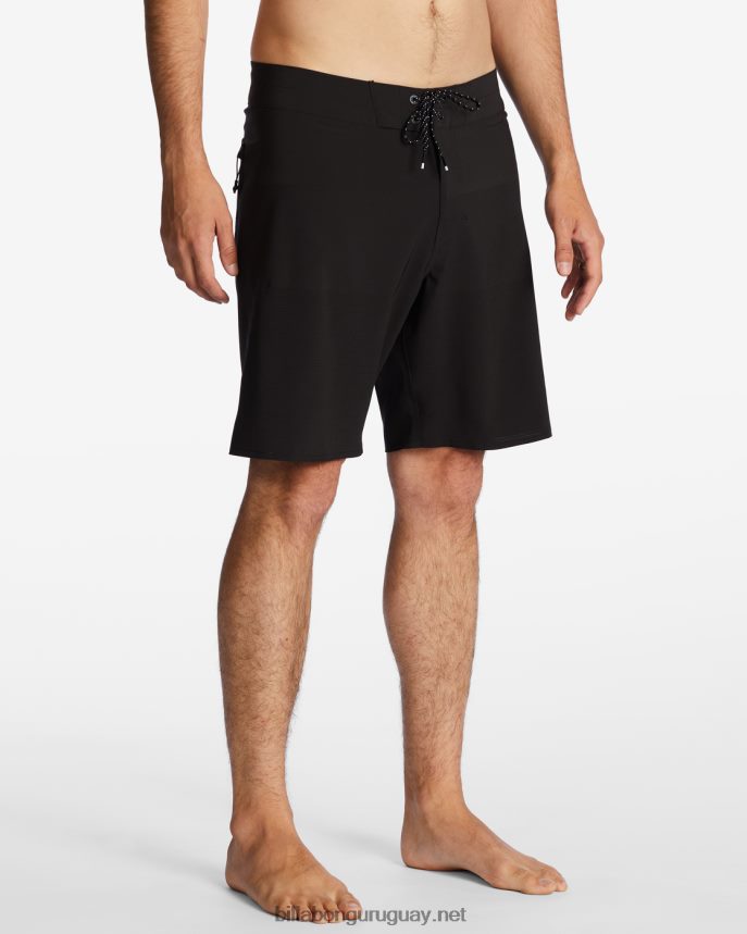 shorts de playa de 19\'\' para todo el día airlite performance hombres negro DR684490 Billabong
