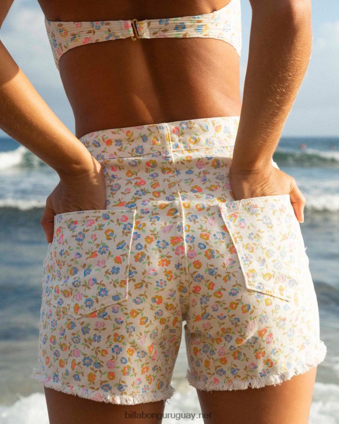 ¿Qué tal esos pantalones cortos de mezclilla mujer sorbete DR68442294 Billabong